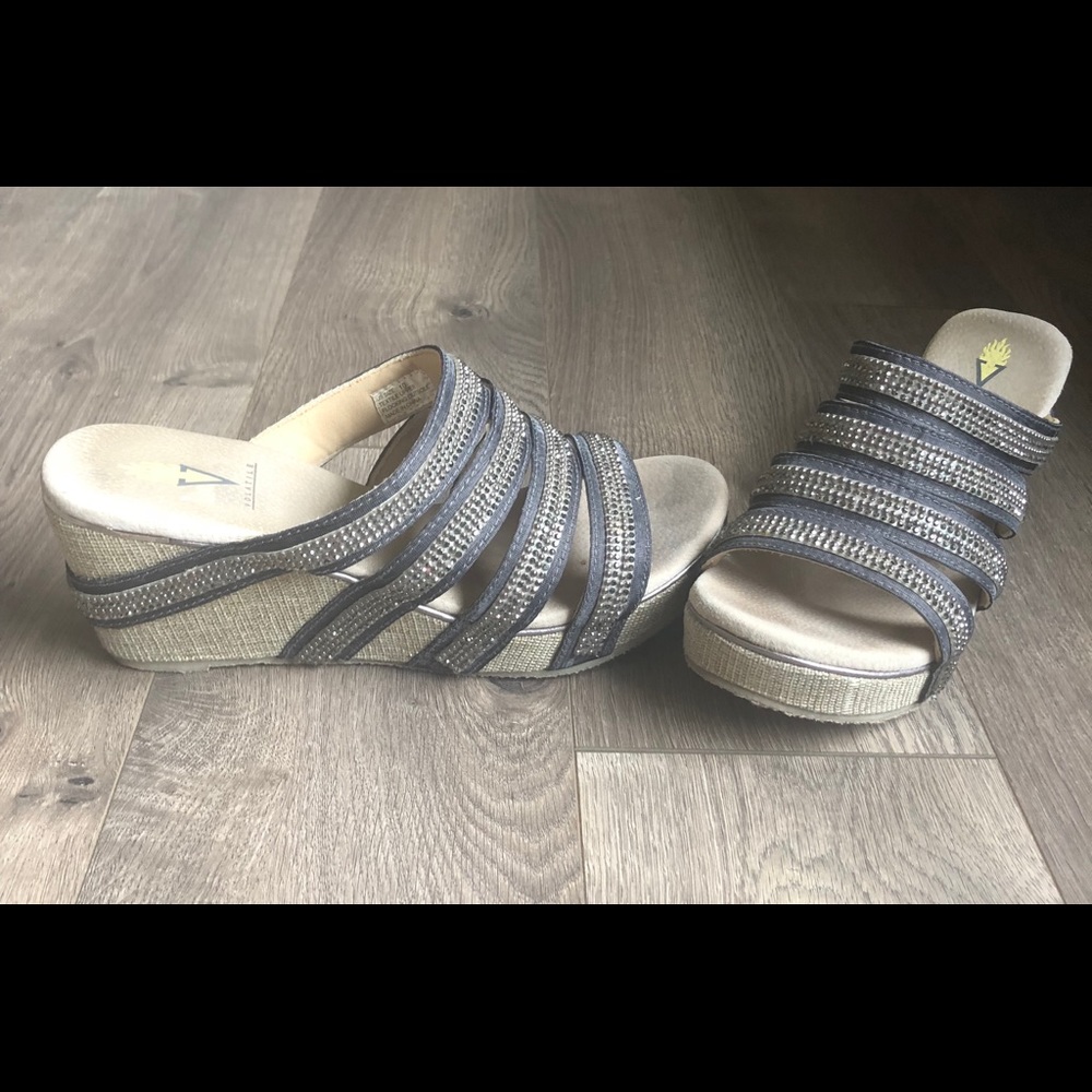 Volatile wedges